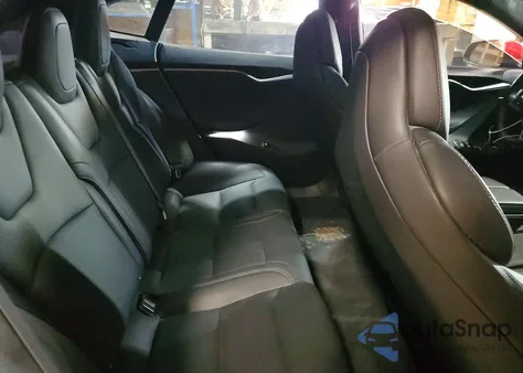 2020 Tesla Model S from USA, damaged, VIN 5YJSA1E47LF355678